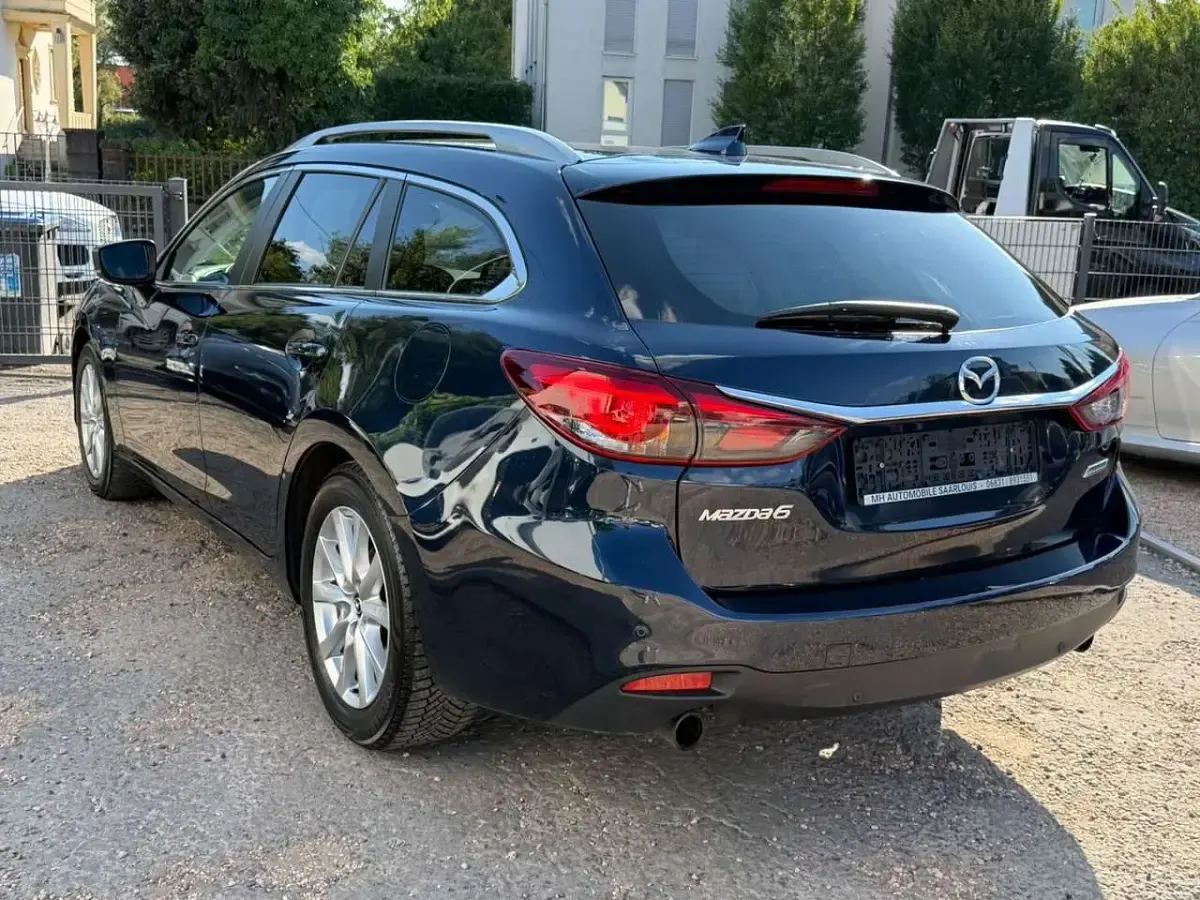 Gebraucht Mazda 6 Exclusive-Line 165 PS (121 kW) 2018 Deep crystal blue Kombi
