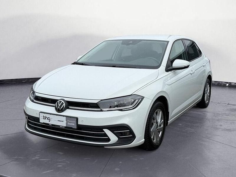 Gebraucht VW Polo Style 95 PS (69 kW) 2023 Weiß Kleinwagen