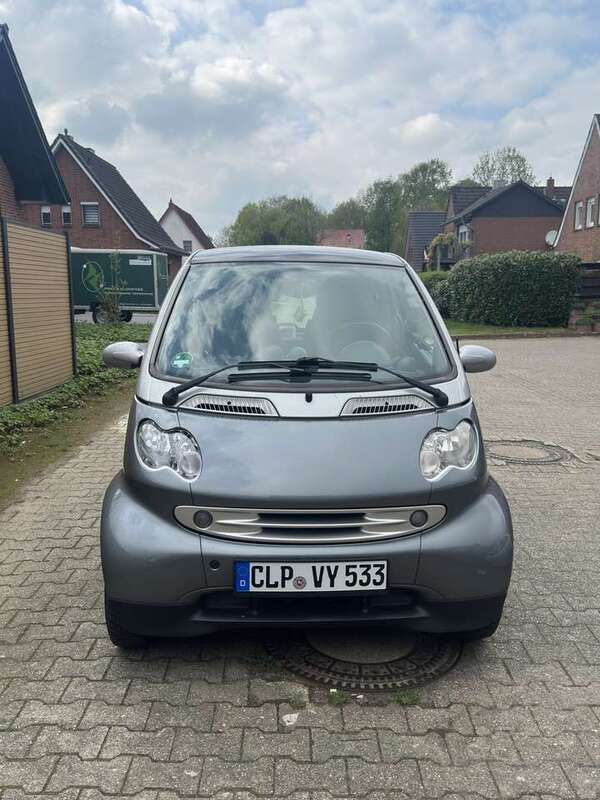 Silber Gebraucht 2002 Smart ForTwo Coupé Coupé | 1.500 € (Fairer Preis) - Bild 1/4