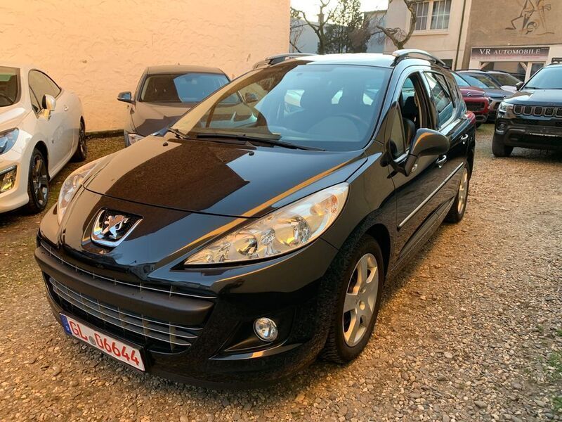 Schwarz Gebraucht 2012 Peugeot 207 Premium Kombi | 3.450 € (Guter Preis) - Bild 1/4