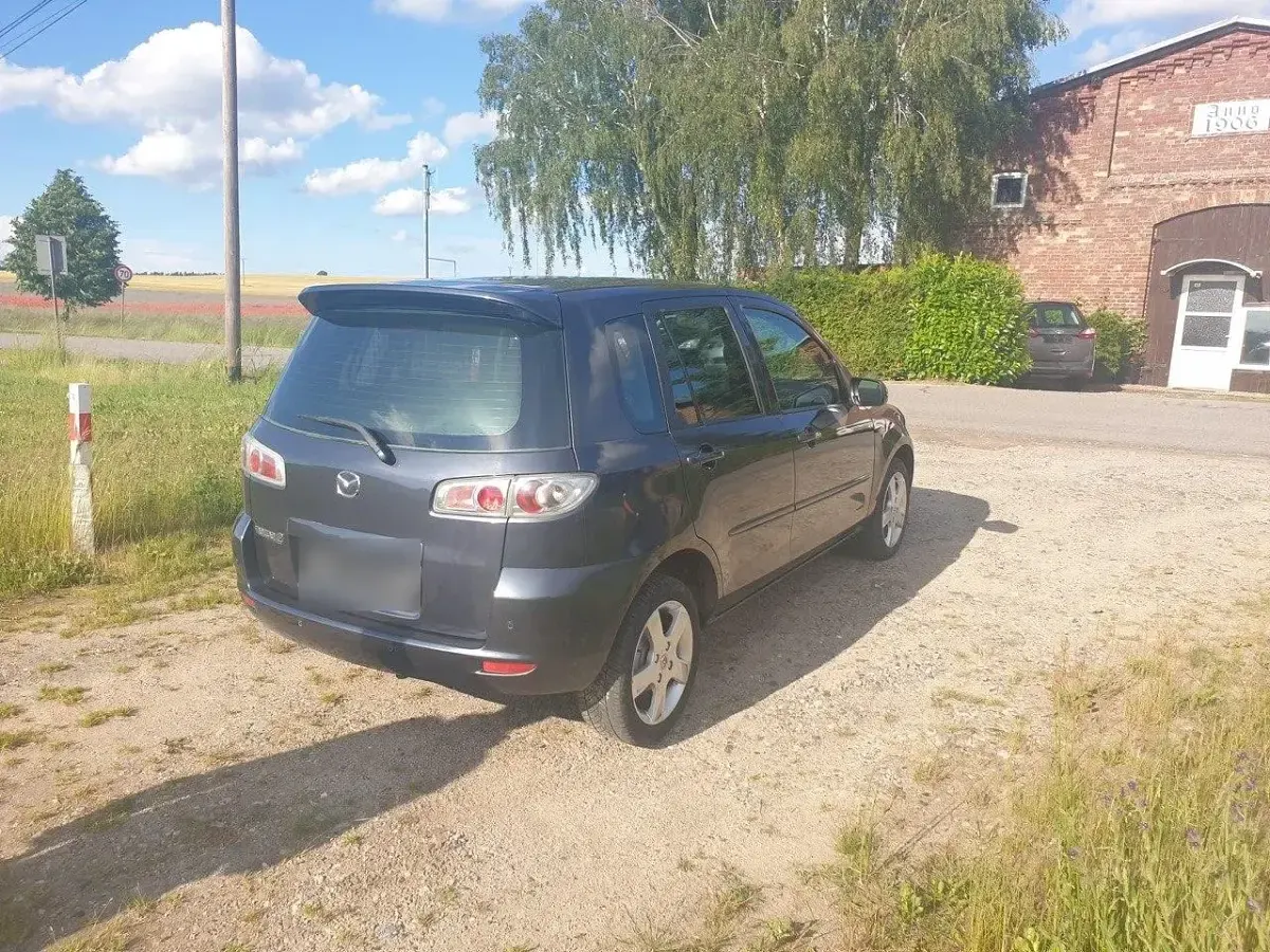 Gebraucht Mazda 2 80 PS (58 kW) 2006 Grau Kleinwagen