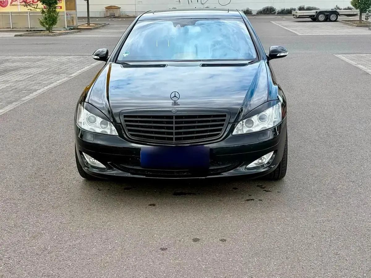 Gebraucht Mercedes 320 235 PS (172 kW) 2008 Schwarz Limousine