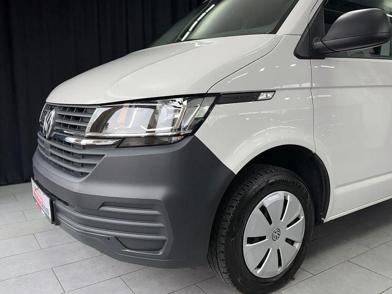 Second-hand VW Transporter 150 CP (110 kW) 2022 Alb Van