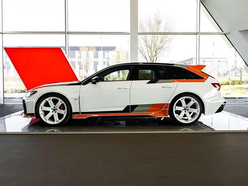 Gebraucht Audi RS6 Performance 630 PS (463 kW) 2024 Arkonaweiß Kombi