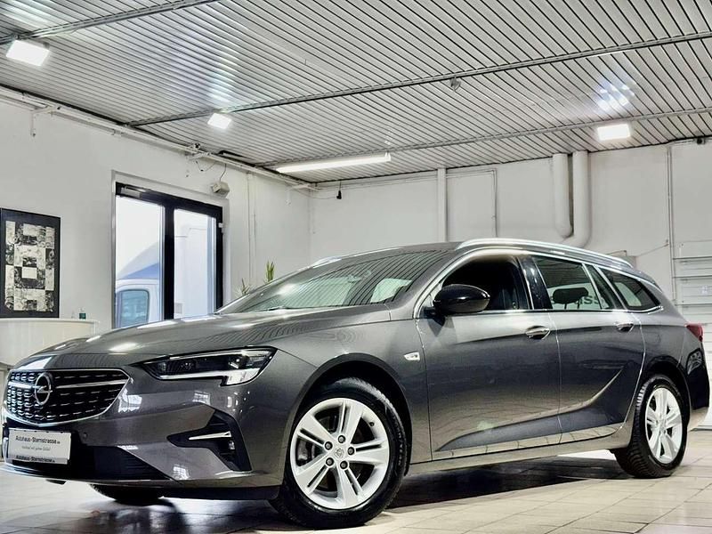 Moonstone grey Gebraucht 2023 Opel Insignia Elegance Kombi | 23.880 € (Fairer Preis) - Bild 1/4