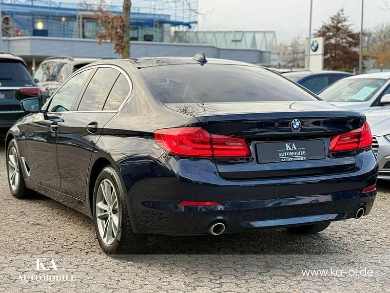Gebraucht BMW 520 190 PS (139 kW) 2019 Blau Limousine