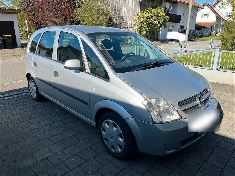 Second-hand Opel Meriva 101 CP (74 kW) 2004 Argintiu Monovolum