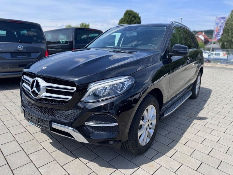 Obsidianschwarz metalliclack Gebraucht 2017 Mercedes GLE350 SUV | 36.960 € (Fairer Preis) - Bild 1/4