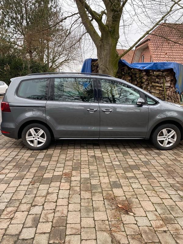 Gebraucht Seat Alhambra 180 PS (132 kW) 2017 Grau Van / Kleinbus