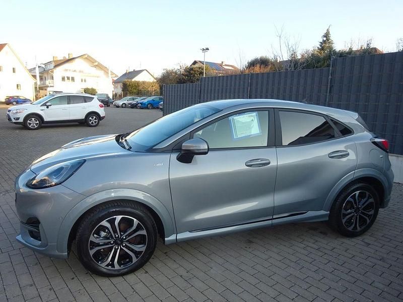 Gebraucht Ford Puma ST-Line 155 PS (114 kW) 2024 Silber Limousine