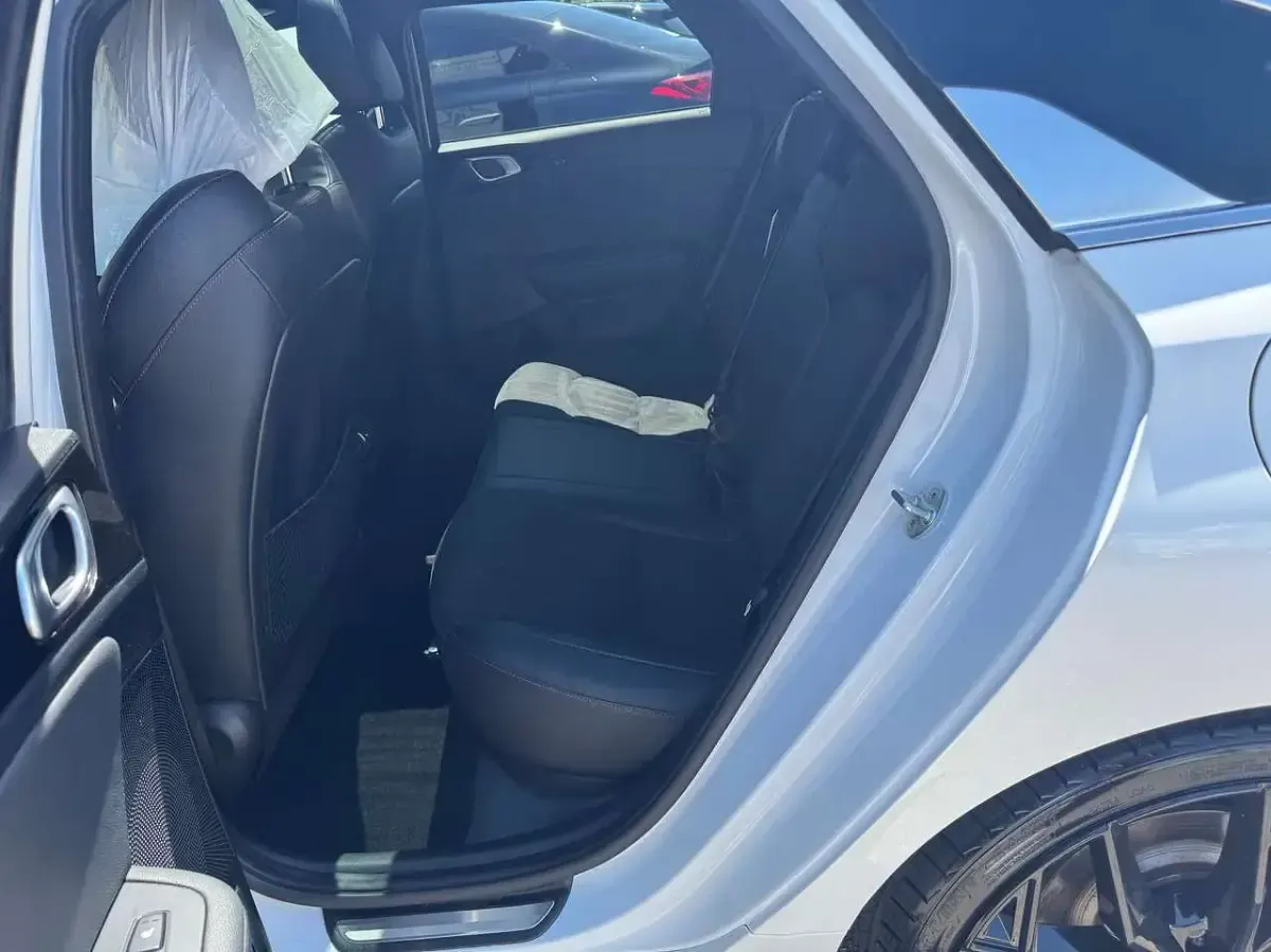 Gebraucht Kia ProCeed 204 PS (150 kW) 2023 Weiß Kombi