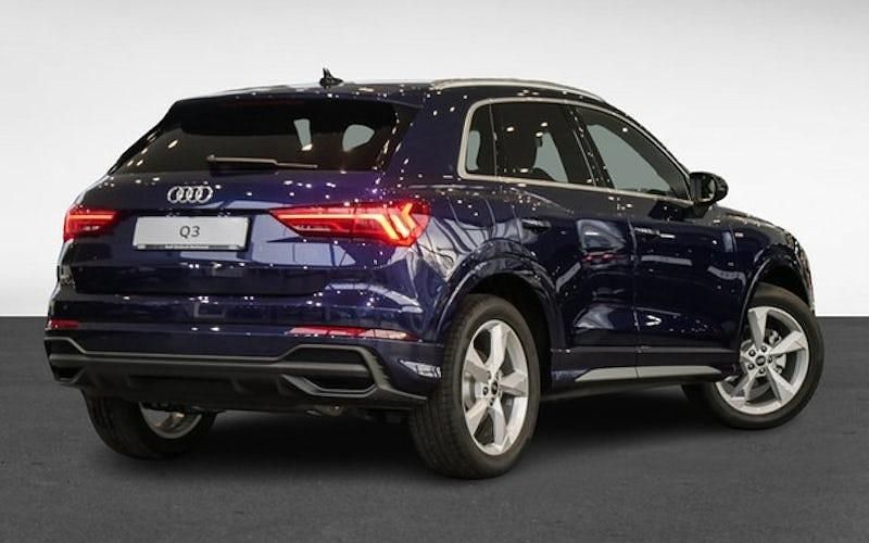 Gebraucht Audi Q3 S-Line 150 PS (110 kW) 2024 Navarrablau metallic SUV
