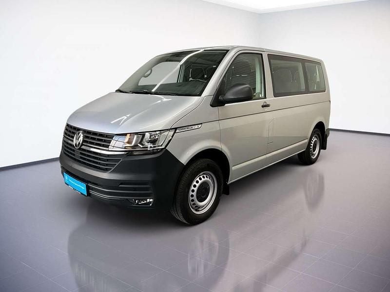 Gebraucht VW T6.1 Trendline 150 PS (110 kW) 2023 Reflexsilber metallic Van