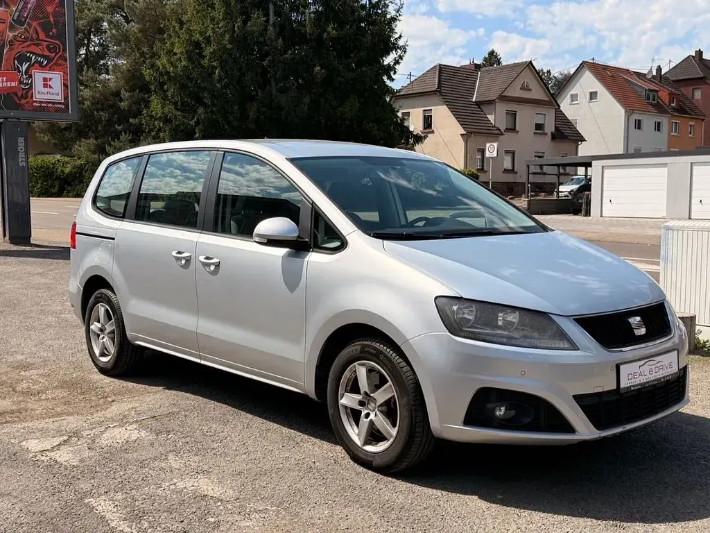 Gebraucht Seat Alhambra Reference 140 PS (102 kW) 2012 Silber Van / Kleinbus