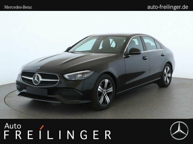 Andere farbe Gebraucht 2023 Mercedes C180 Avantgarde Limousine | 34.950 € (Fairer Preis) - Bild 1/4