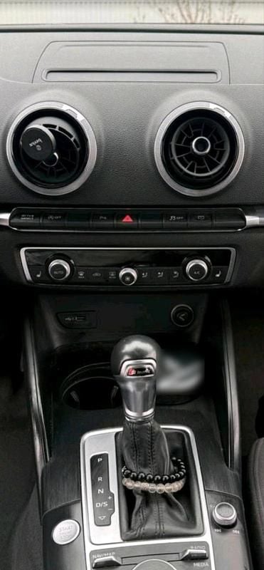 Gebraucht Audi A3 S-Line 150 PS (110 kW) 2019 Grau Limousine