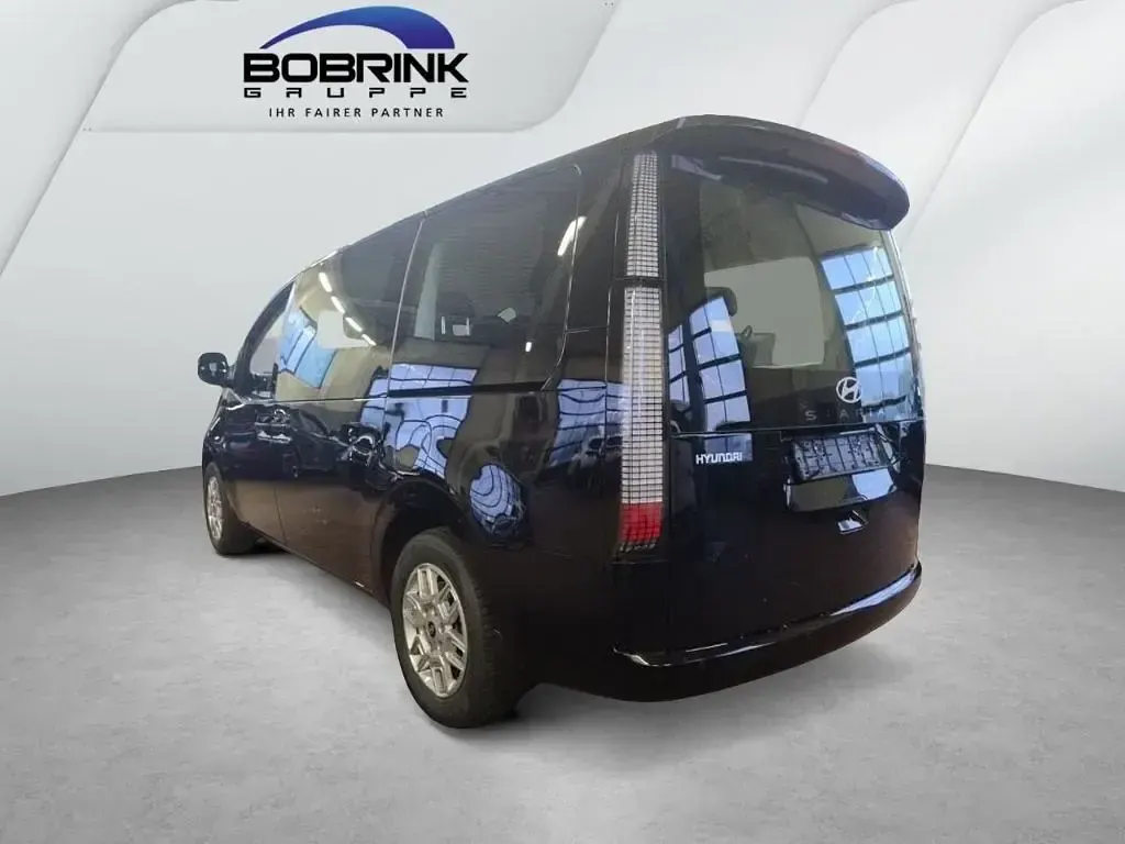 Gebraucht Hyundai Staria Trend 224 PS (164 kW) 2025 Schwarz Van / Kleinbus