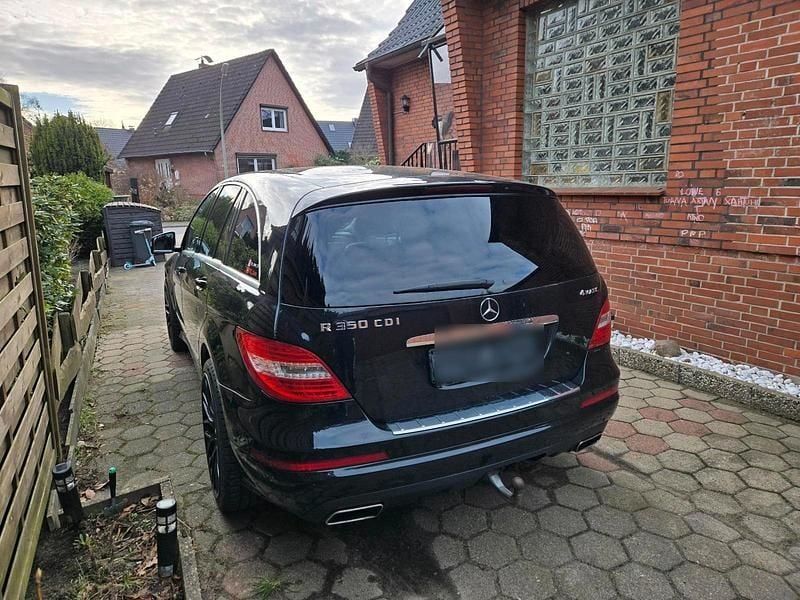 Gebraucht Mercedes R350 265 PS (194 kW) 2011 Schwarz Van / Kleinbus