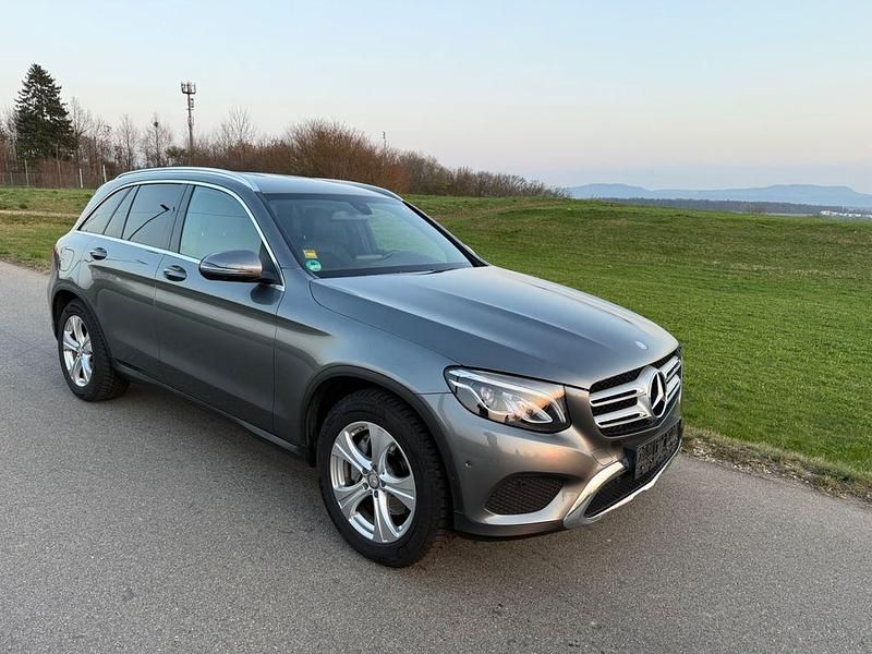 Gebraucht Mercedes GLC250 AMG 204 PS (150 kW) 2016 Grau SUV