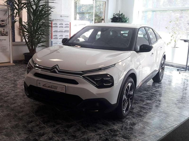 Weiß Gebraucht 2021 Citroën C4 Feel Limousine | 15.200 € (Fairer Preis) - Bild 1/4