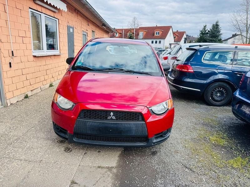 Second-hand Mitsubishi Colt Inform 75 CP (55 kW) 2010 Roșu Hatchback