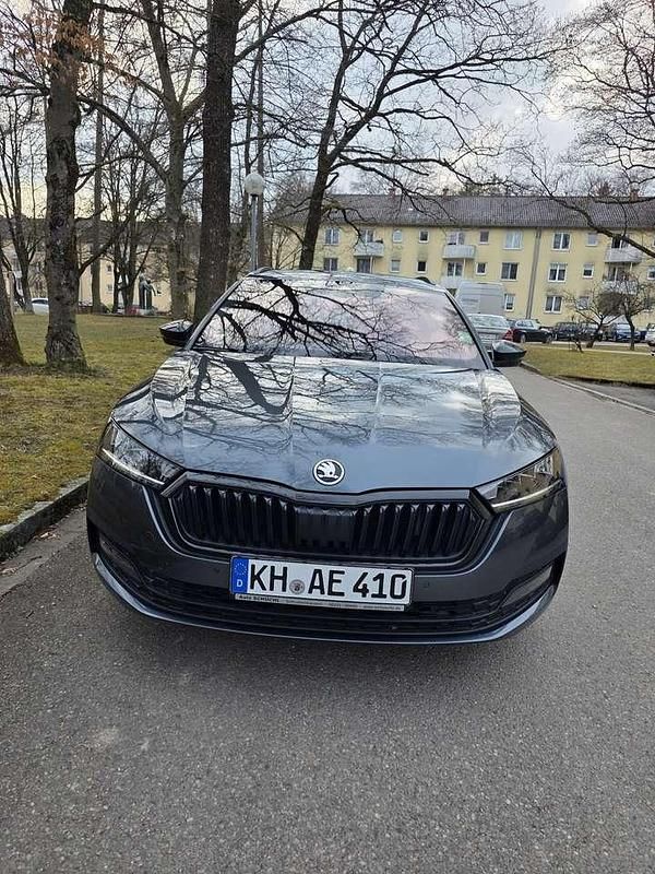 Gebraucht Skoda Octavia Dynamic 150 PS (110 kW) 2021 Grau Kombi