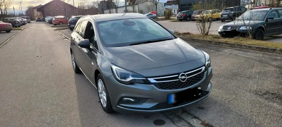 Gebraucht Opel Astra 136 PS (100 kW) 2019 Grau Kombi
