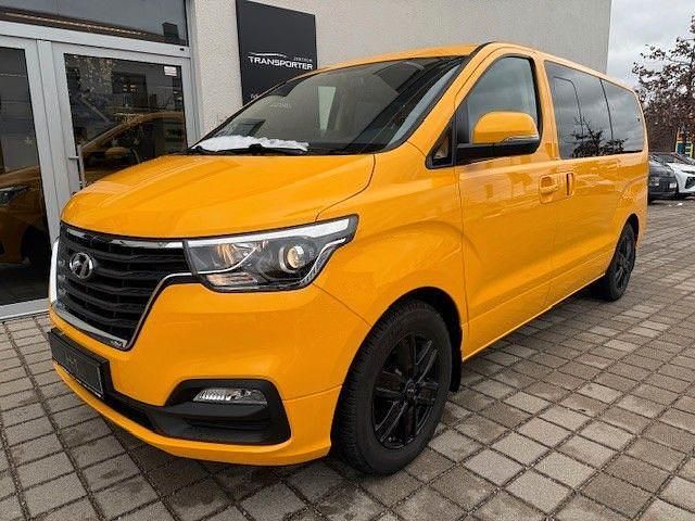 Gebraucht Hyundai H-1 Premium 170 PS (125 kW) 2020 Gelb Van / Kleinbus