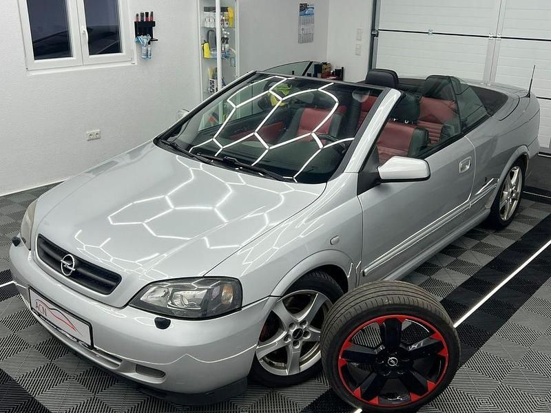 Gebraucht Opel Astra Cabriolet 200 PS (147 kW) 2003 Silber Cabrio