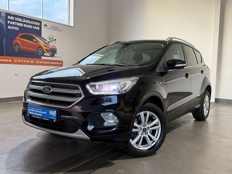 Schwarz Gebraucht 2018 Ford Kuga Cool & Connect SUV | 16.490 € (Fairer Preis) - Bild 1/3