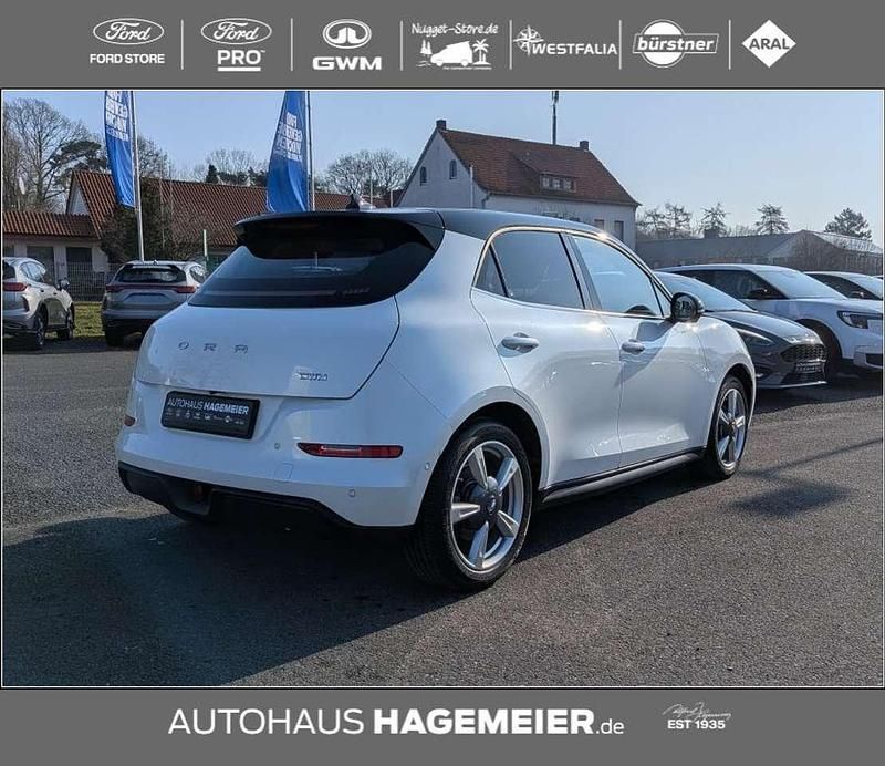 Gebraucht Ora 03 Pro+ 125 kW (171 PS) 2023 Moonlight white / starry black Kleinwagen