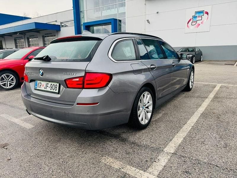 Gebraucht BMW 520 184 PS (135 kW) 2013 Limousine