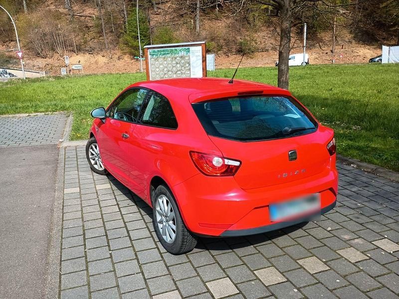 Usata Seat Ibiza SC Reference 69 CV (50 kW) 2012 Rosso Utilitaria