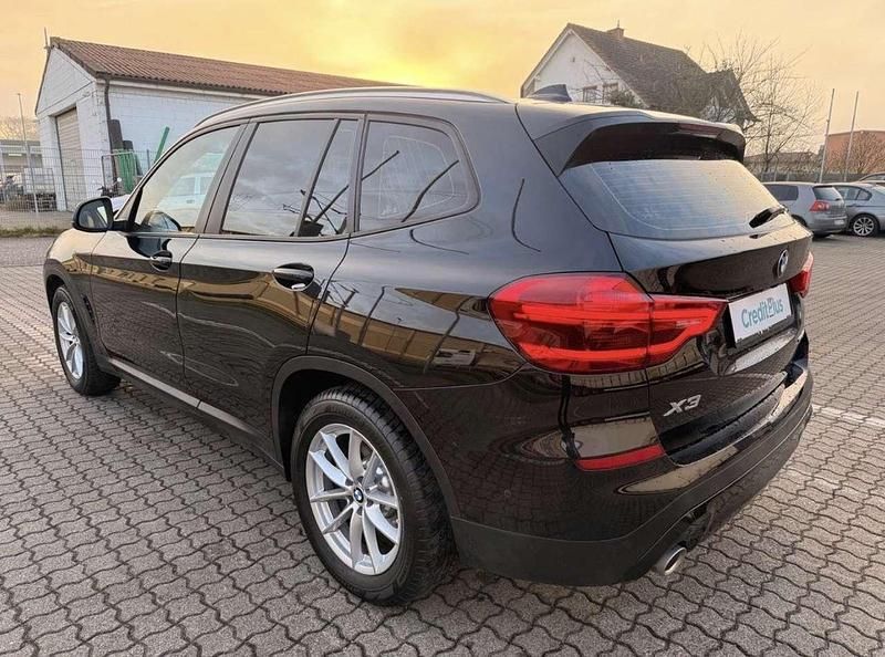 Gebraucht BMW X3 Advantage 190 PS (139 kW) 2021 Black sapphire metallic SUV