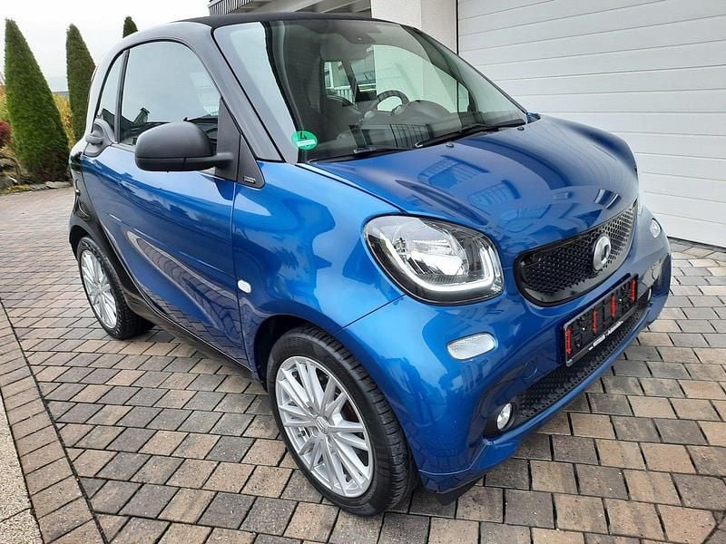 Gebraucht 2017 Smart ForTwo Coupé Passion Kleinwagen | 7.900 € (Superpreis) - Bild 1/4