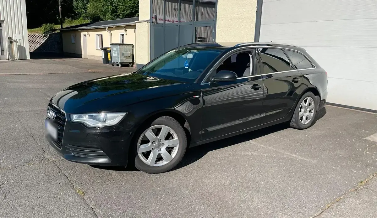 Gebraucht Audi A6 245 PS (180 kW) 2013 Schwarz Kombi