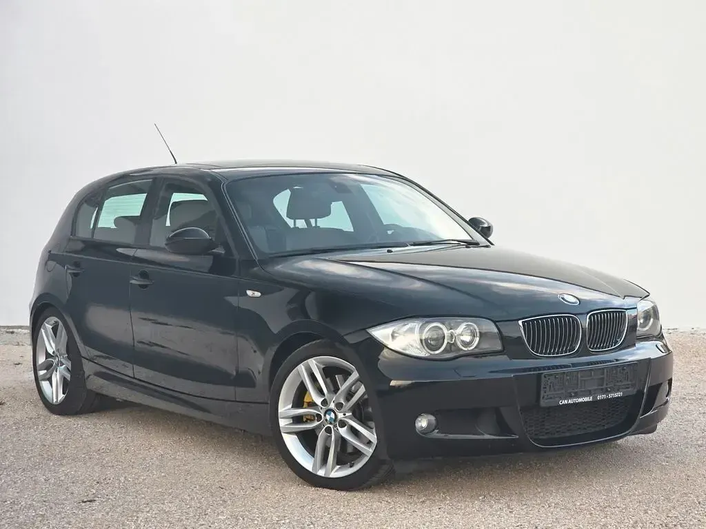 Gebraucht BMW 130 Performance 265 PS (194 kW) 2006 Schwarz Kleinwagen