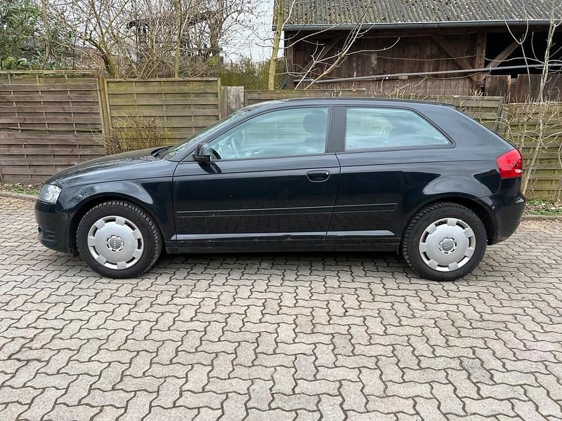 Gebraucht Audi A3 125 PS (91 kW) 2009 Schwarz Kleinwagen