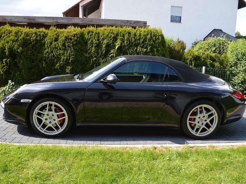 Schwarz Gebraucht 2011 Porsche 911 Carrera Cabriolet Cabrio | 64.911 € (Fairer Preis) - Bild 1/4