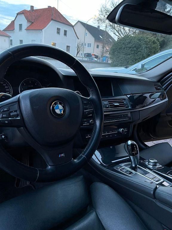 Gebraucht BMW 525 204 PS (150 kW) 2011 Schwarz Limousine
