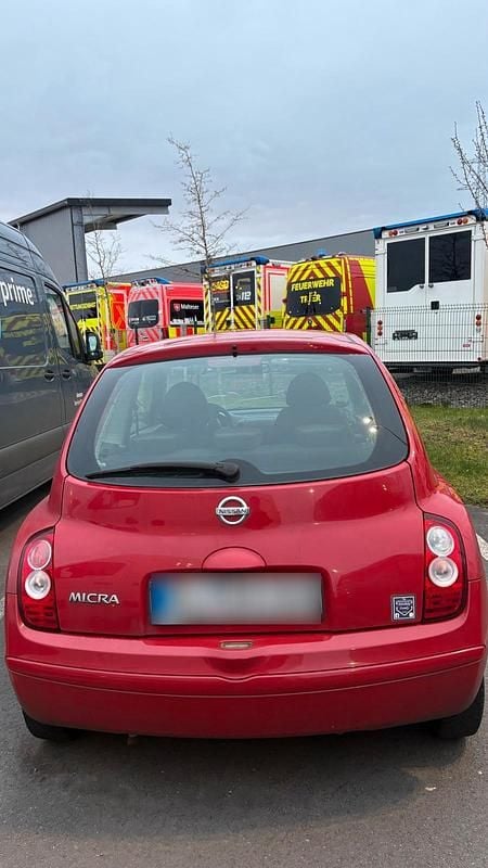 Gebraucht Nissan Micra 65 PS (47 kW) 2008 Rot Kleinwagen