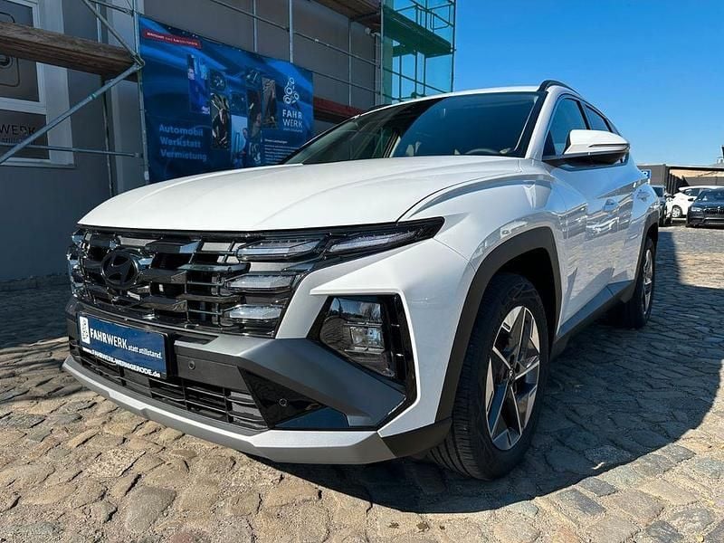 Weiß Neu 2025 Hyundai Tucson GO! SUV | 32.990 € (Guter Preis) - Bild 1/4