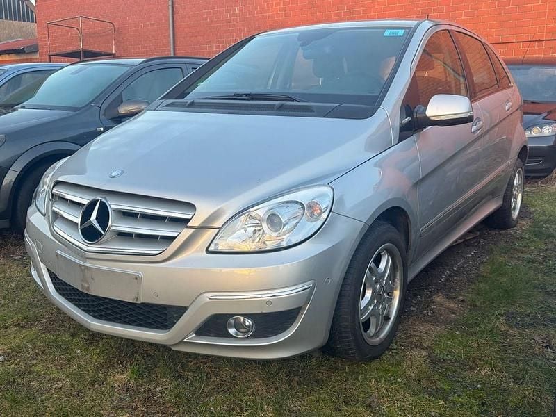 Gebraucht Mercedes B170 116 PS (85 kW) 2008 Polarsilber Van / Kleinbus