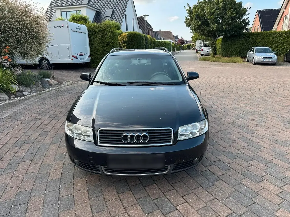 Gebraucht Audi A4 130 PS (95 kW) 2003 Schwarz Kombi