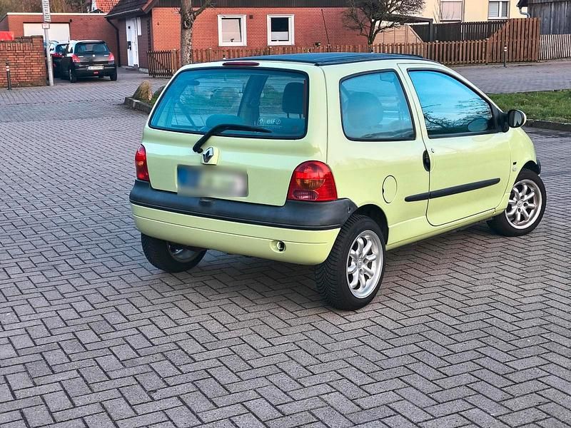 Gebraucht Renault Twingo 75 PS (55 kW) 2005 Grün Kleinwagen