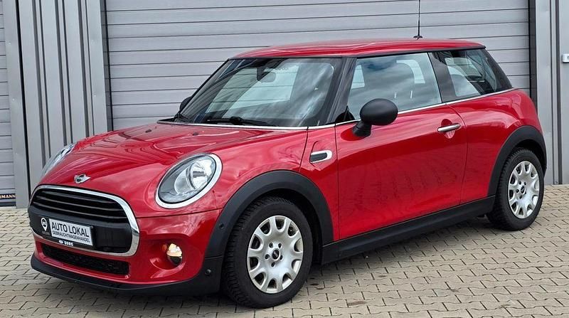 Usata Mini ONE 102 CV (75 kW) 2017 Rosso Utilitaria