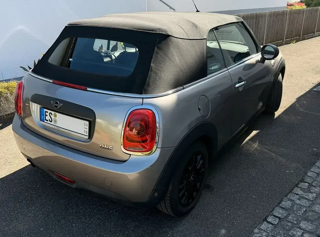 Gebraucht Mini One Cabriolet 102 PS (75 kW) 2020 Silber Cabrio