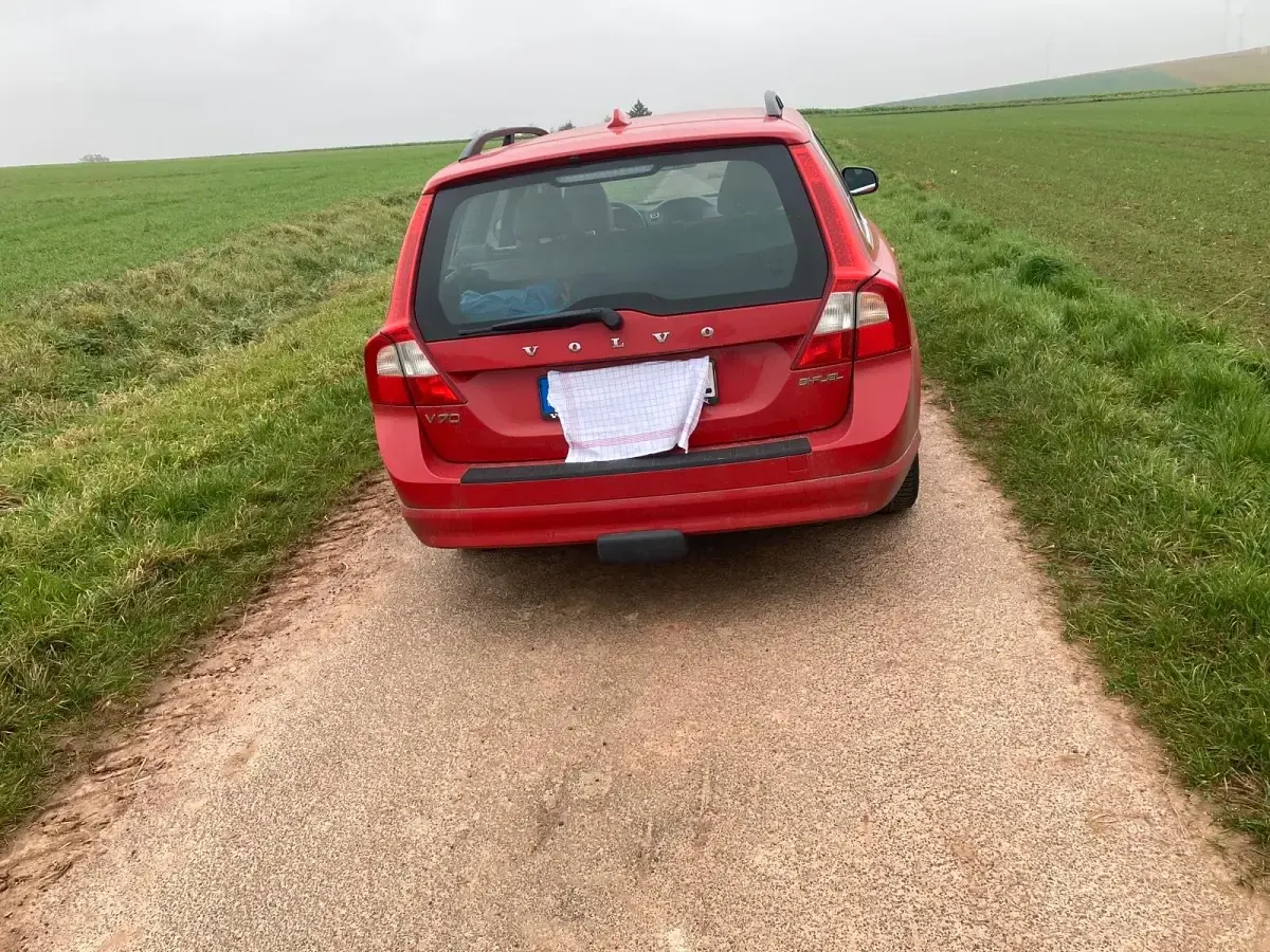 Gebraucht Volvo V70 231 PS (169 kW) 2012 Rot Kombi