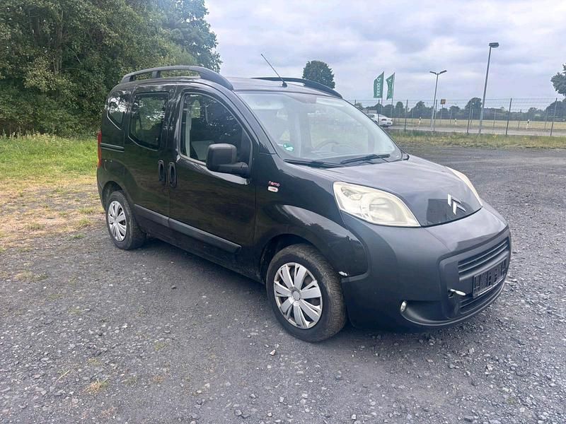 Schwarz Gebraucht 2010 Citroën Nemo Van / Kleinbus | 1.299 € (Fairer Preis) - Bild 1/4