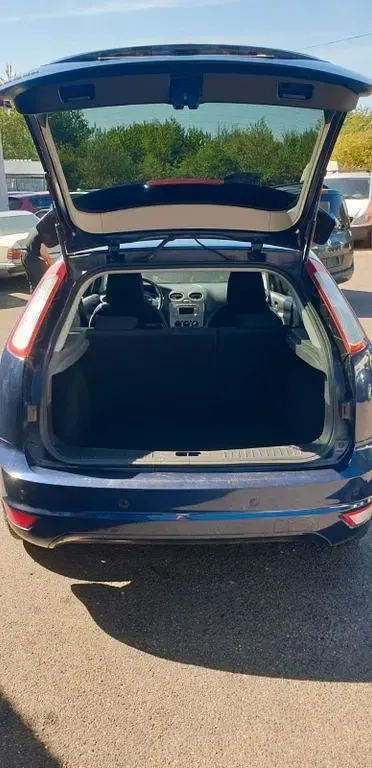 Gebraucht Ford Focus Style 116 PS (85 kW) 2009 Blau Limousine